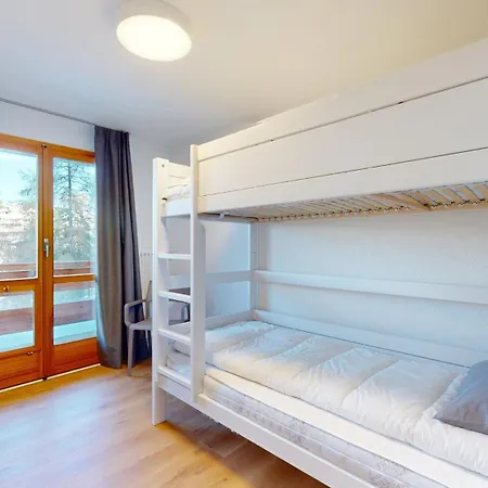 Chalet De L Ours Authentic Etage Penthes 14 Pers Pensionat Agettes