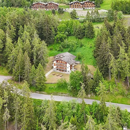 Chalet De L Ours Authentic Etage Penthes 14 Pers *